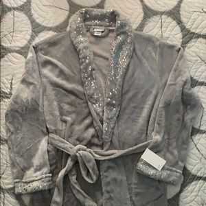 ‼️SALE‼️WOMEN ROBE /CAPELLINI NEW YORK